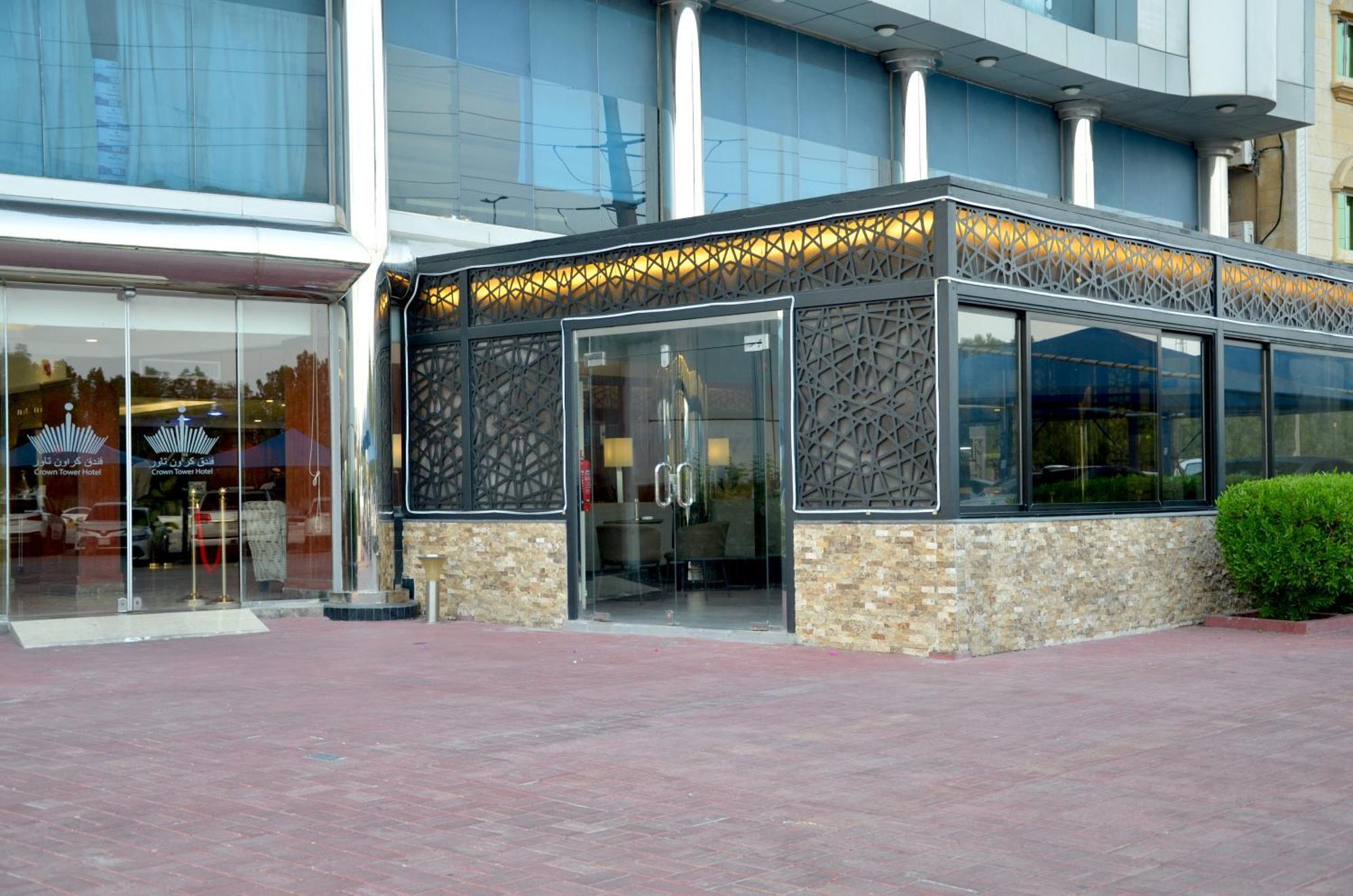 皇冠大厦酒店 Al Al Jubail 外观 照片